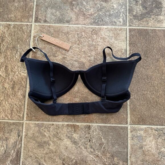 Skims Fits Everybody Scoop Plunge Bra Onyx Size 32C - Picture 4 of 7